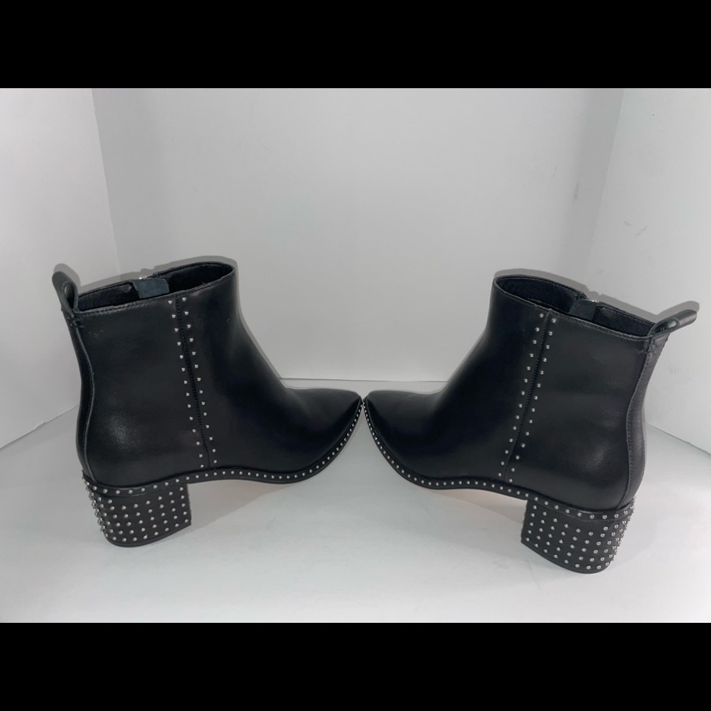 Dolce Vita Brook Black Leather Studded Ankle Boots Size 9.5